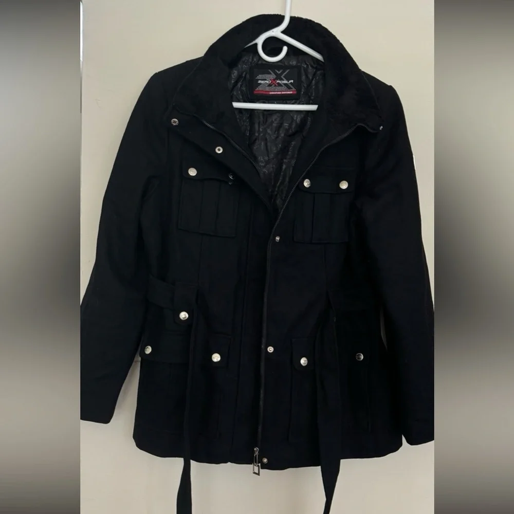 jacket - Picture 1 of 4